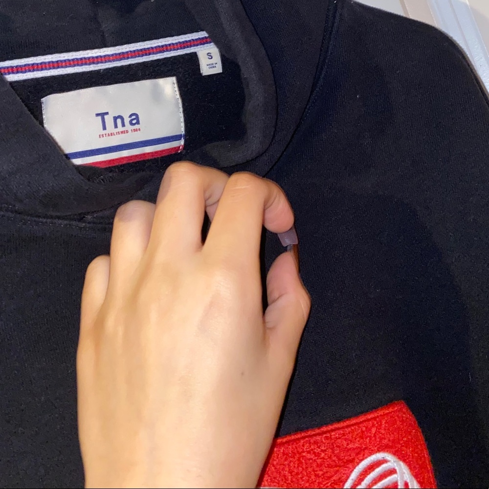 TNA HOODIE - Picture 2 of 3